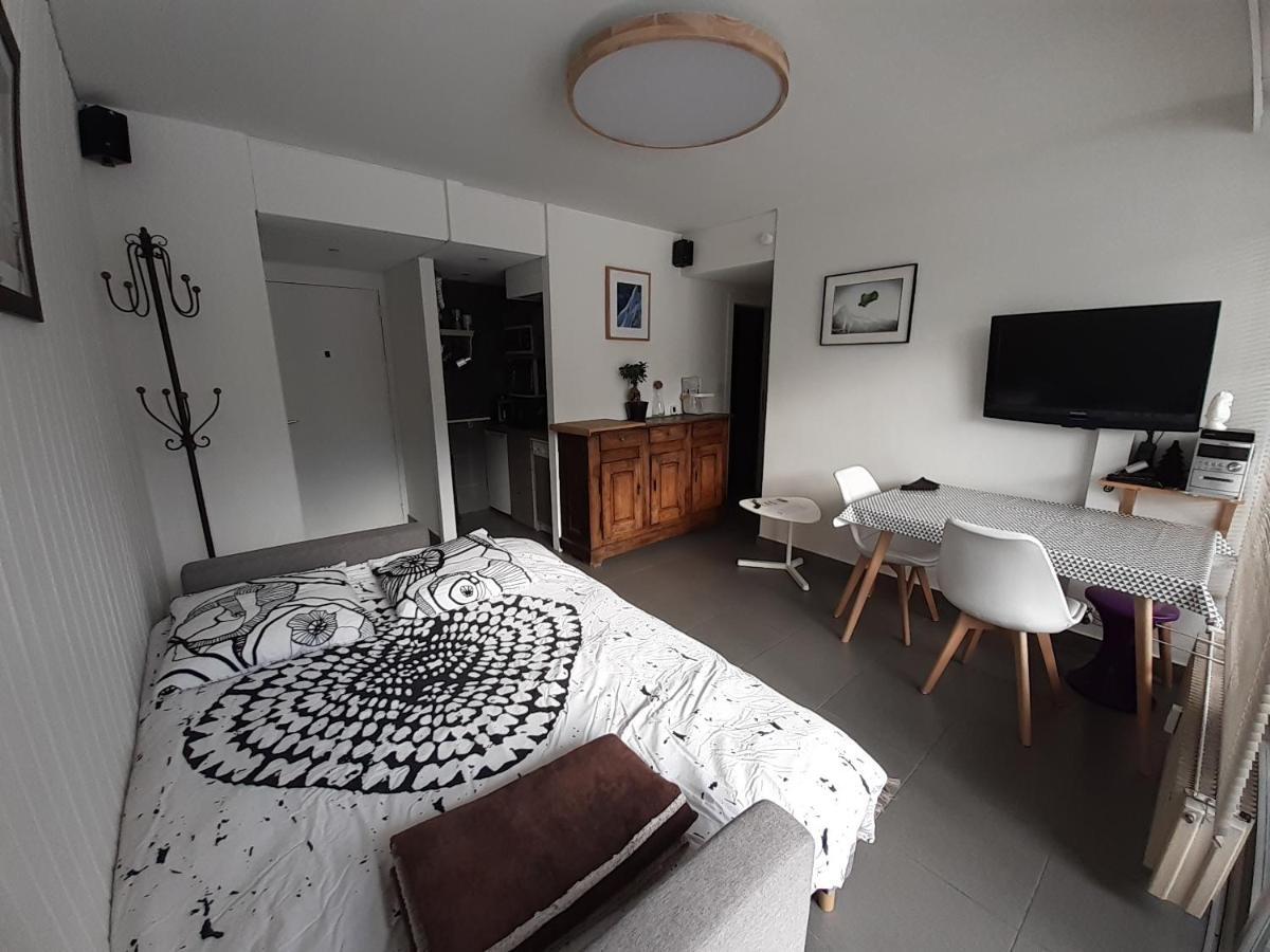 Studio Quartier Calme Centre Ville Vue Mont Blanc Chamonix Zewnętrze zdjęcie